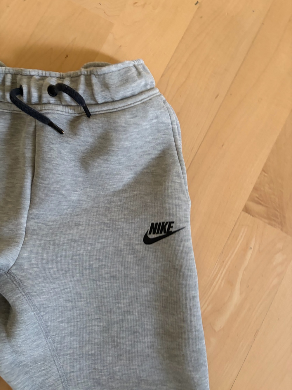 Nike Tech Fleece Gray Kids Sweatpants sz M - Picture 3 of 7